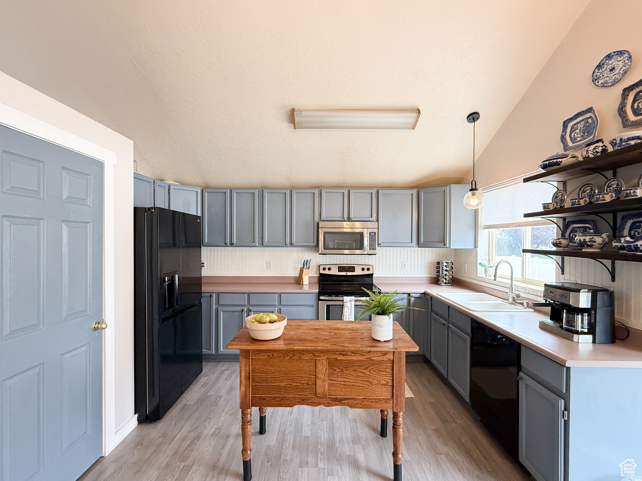 ANTELOPE CROSSING - Residential