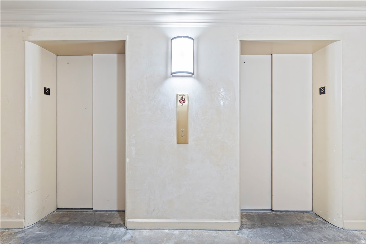 BONEVILLE TOWERS - Residential