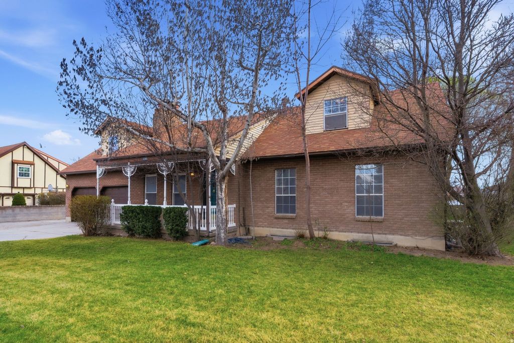 Photo of 2269 W MOOR LN S, West Jordan, UT 84084 (MLS # 2143139)