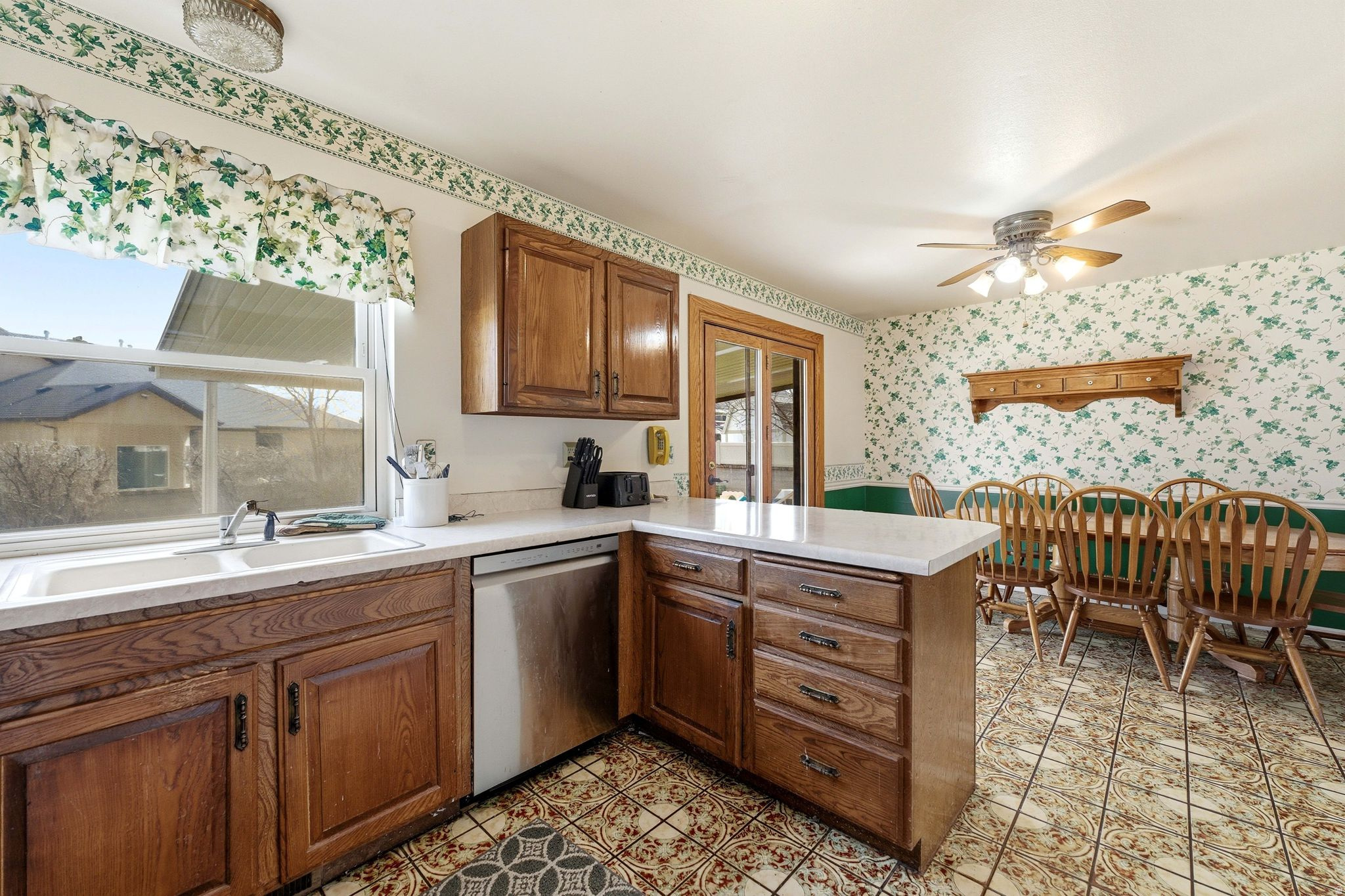 NOTTINGHAM MOOR - Residential