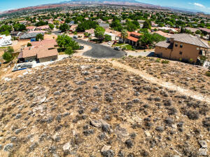 BLOOMINGTON HILLS - Land