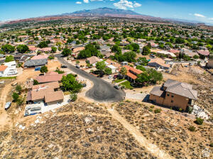 BLOOMINGTON HILLS - Land