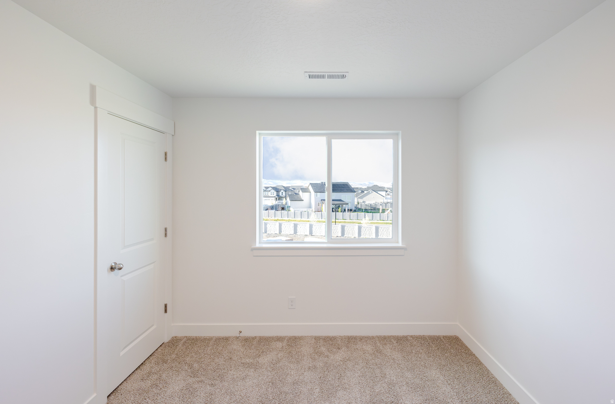 ROSE RANCH - Residential