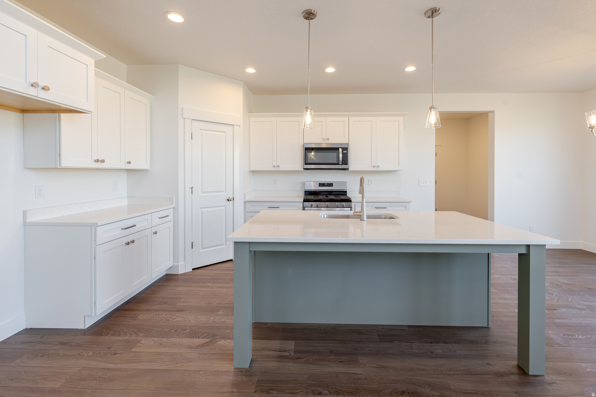 ROSE RANCH - Residential