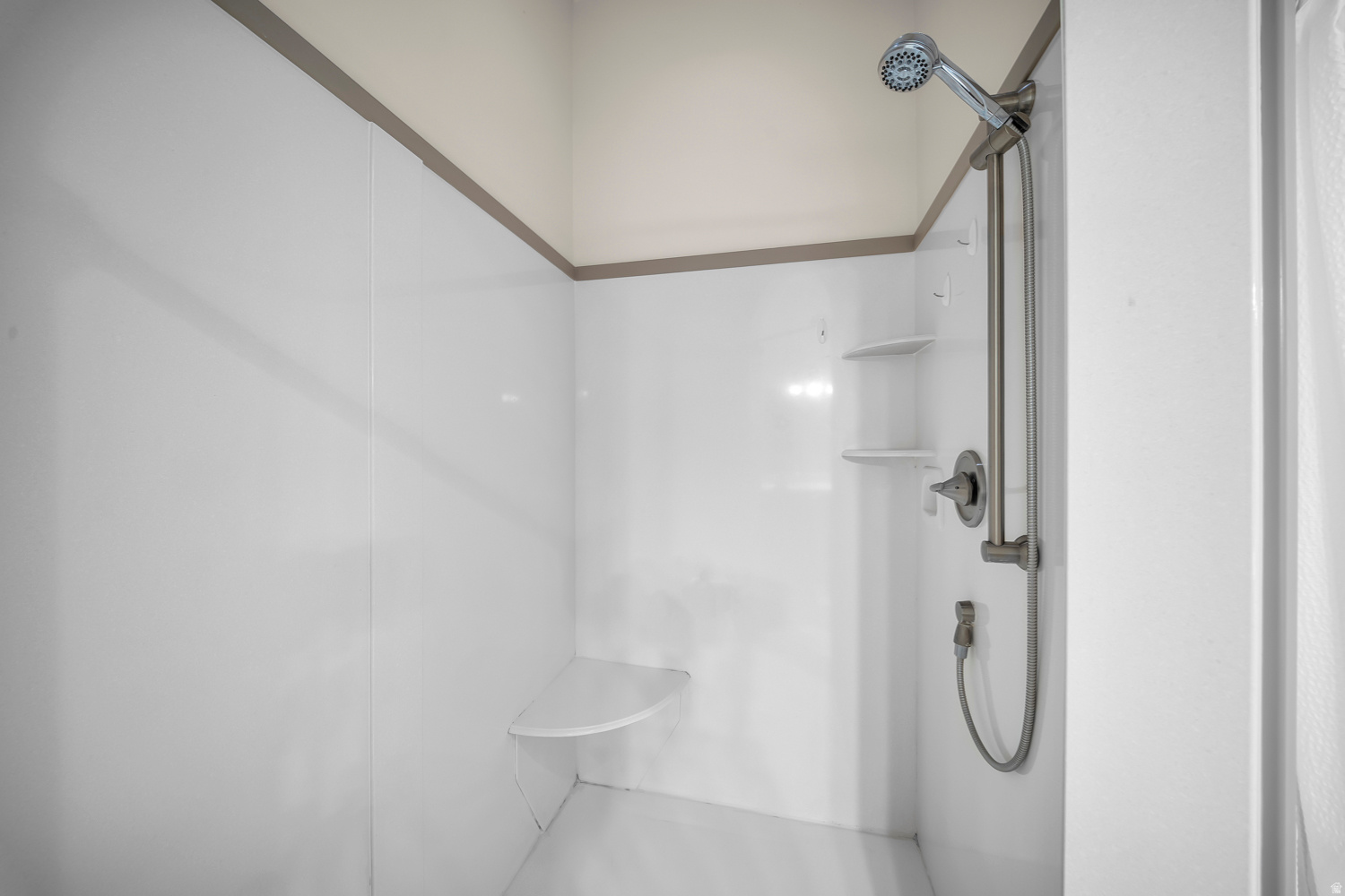 CRIMSON VIEW - Residential