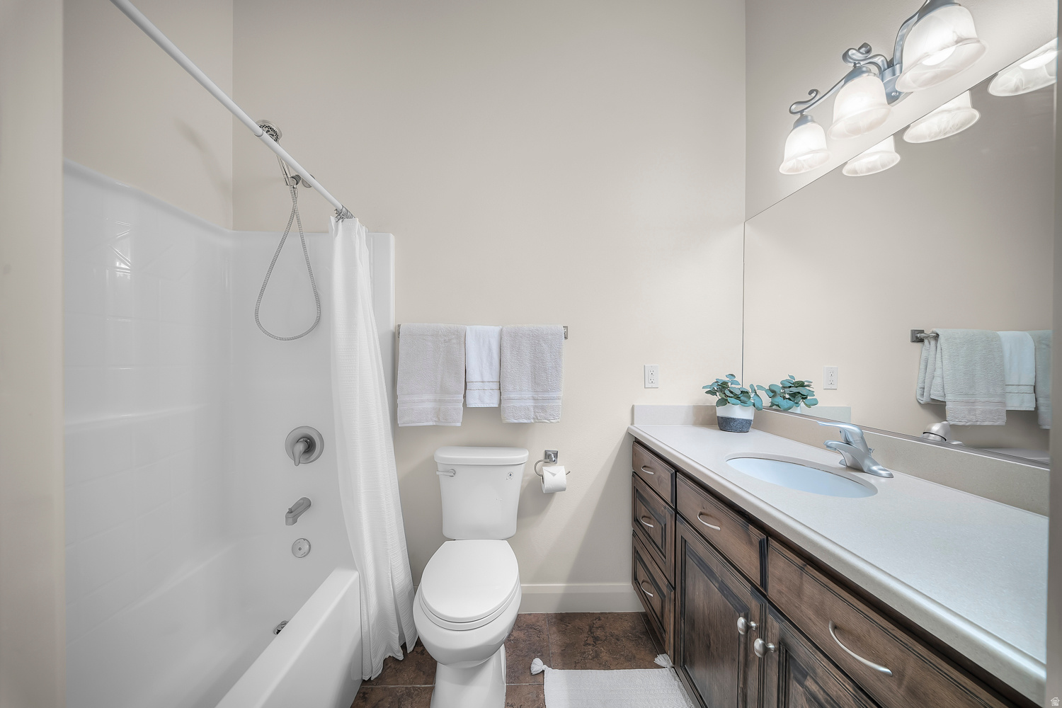 CRIMSON VIEW - Residential