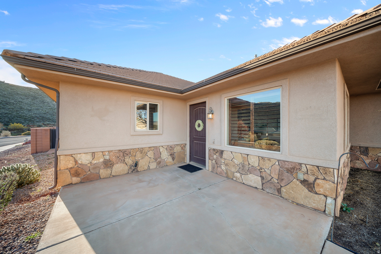 CRIMSON VIEW - Residential