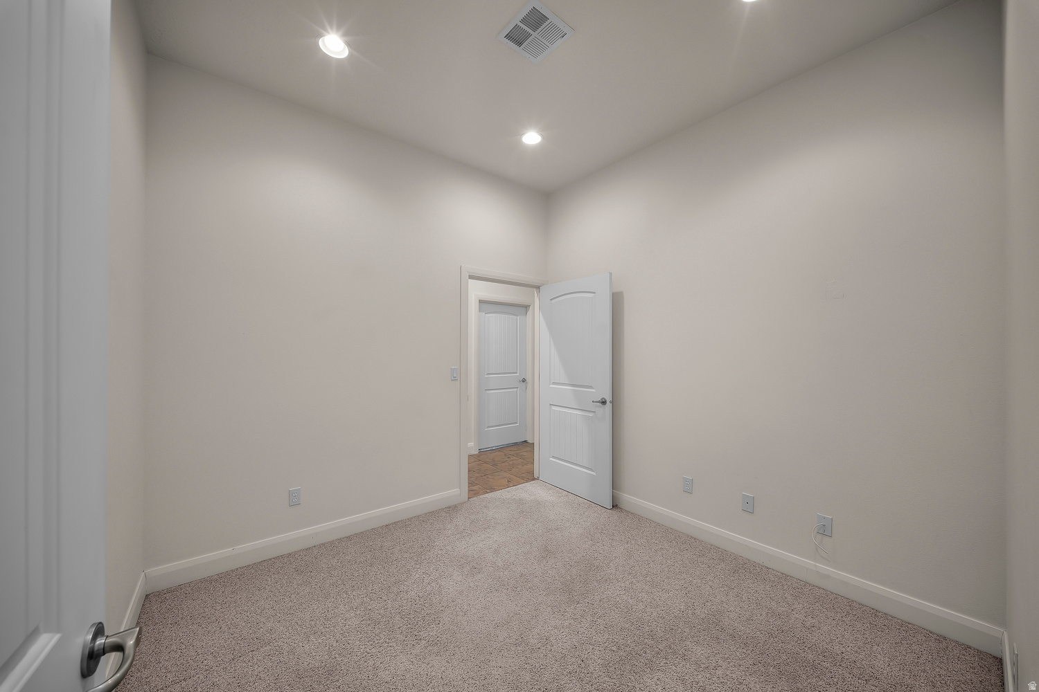 CRIMSON VIEW - Residential