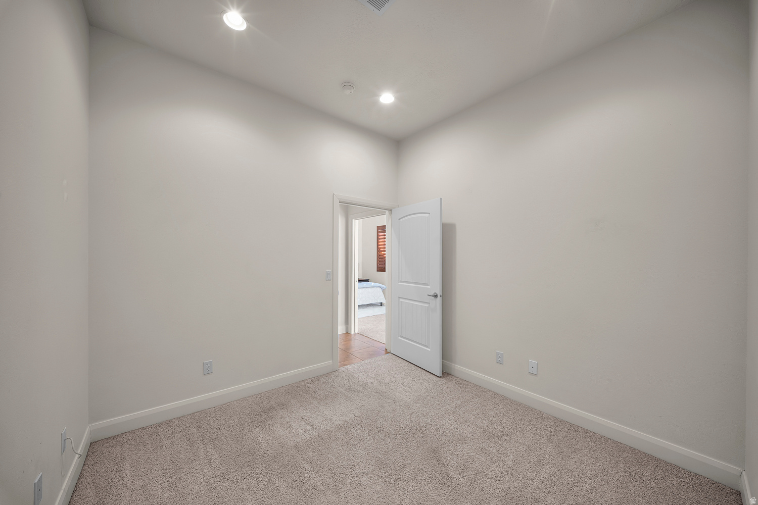 CRIMSON VIEW - Residential