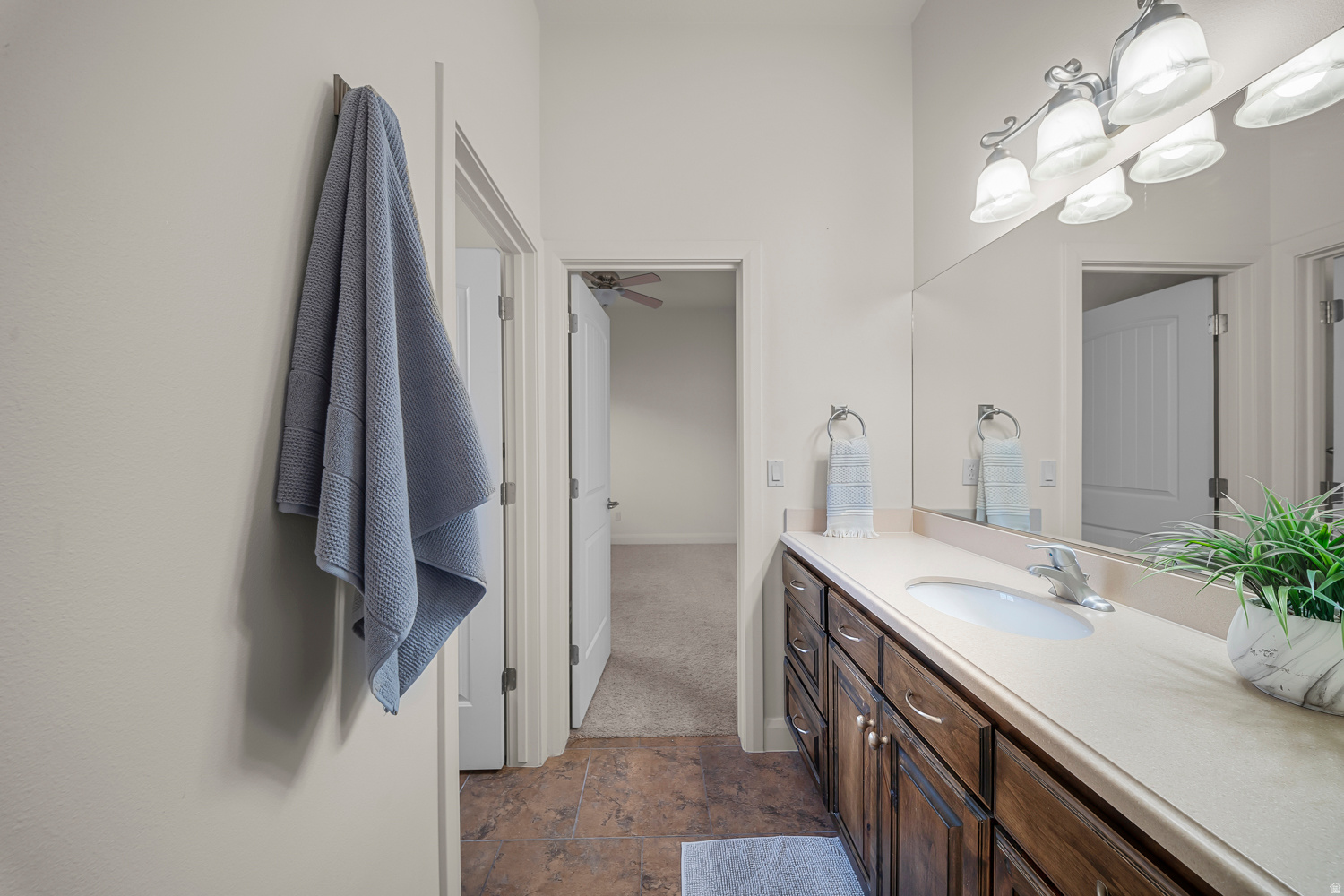 CRIMSON VIEW - Residential