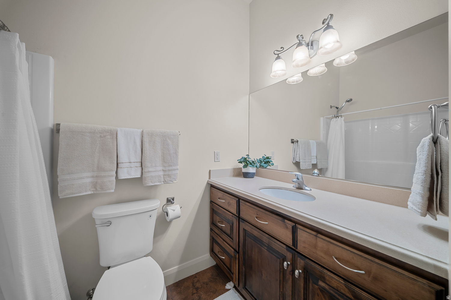 CRIMSON VIEW - Residential