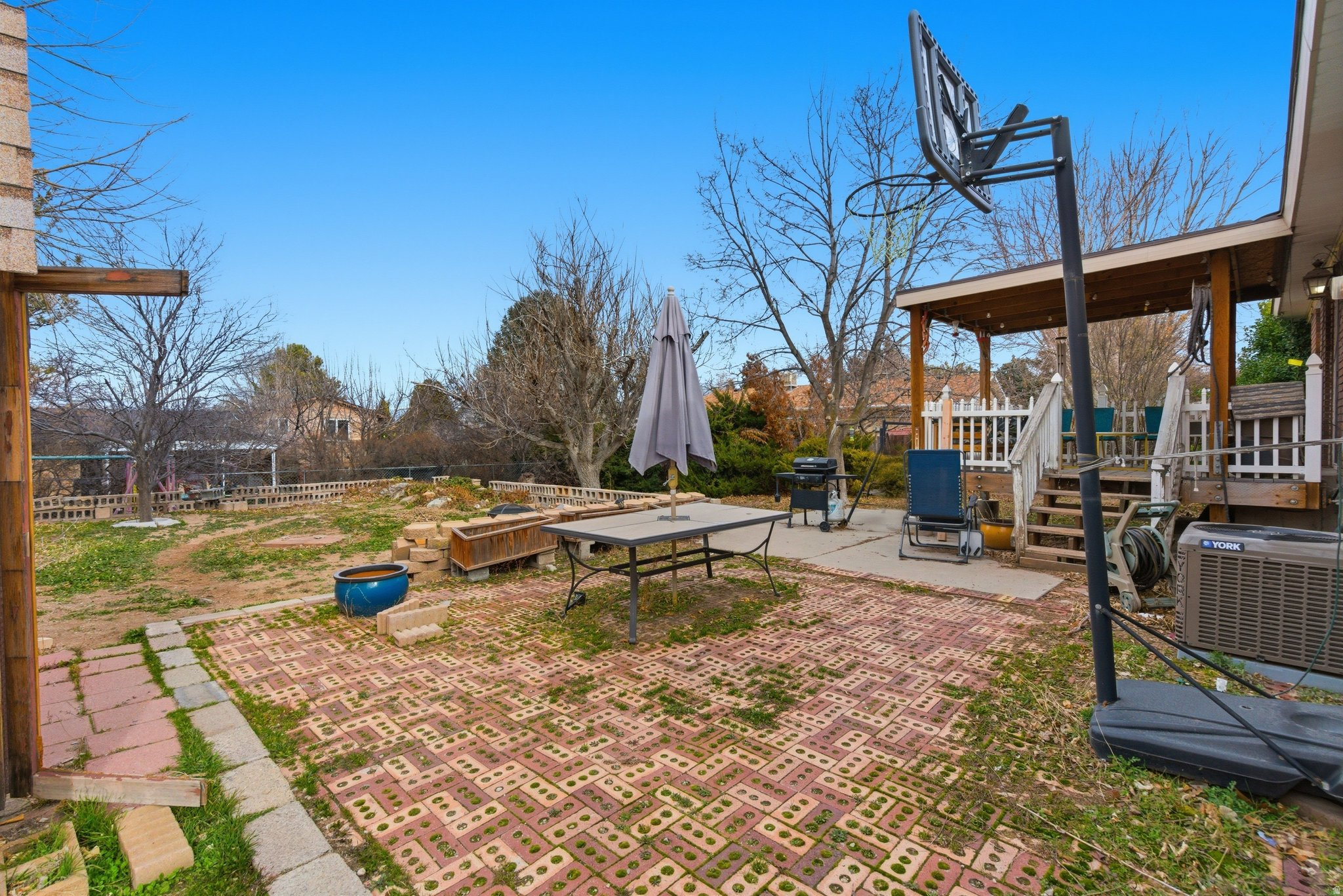 WESTWARD TERRACE - Residential