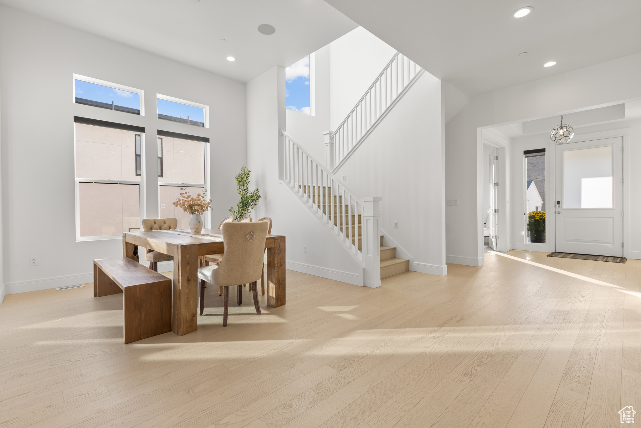 CANYON POINT - Residential