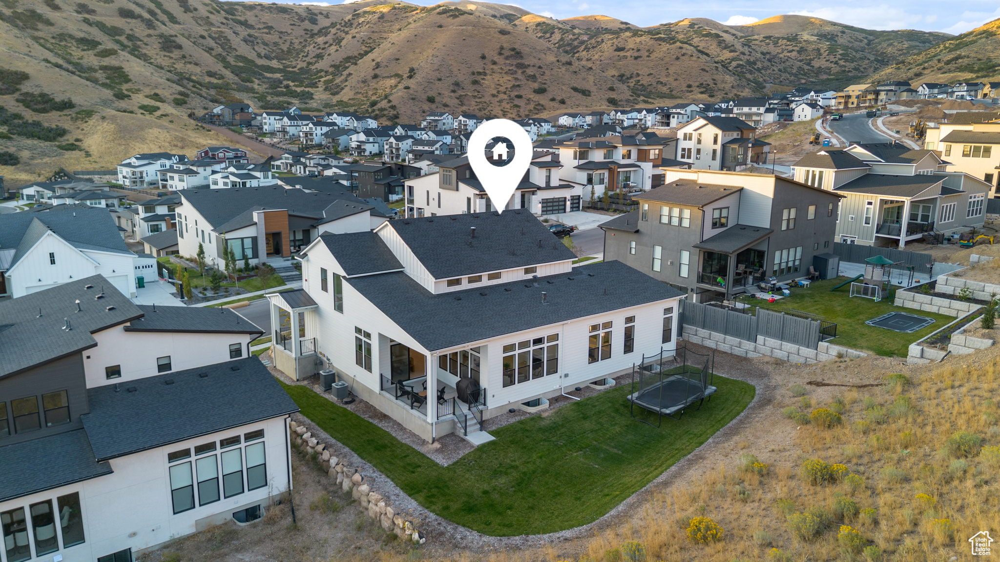 CANYON POINT - Residential