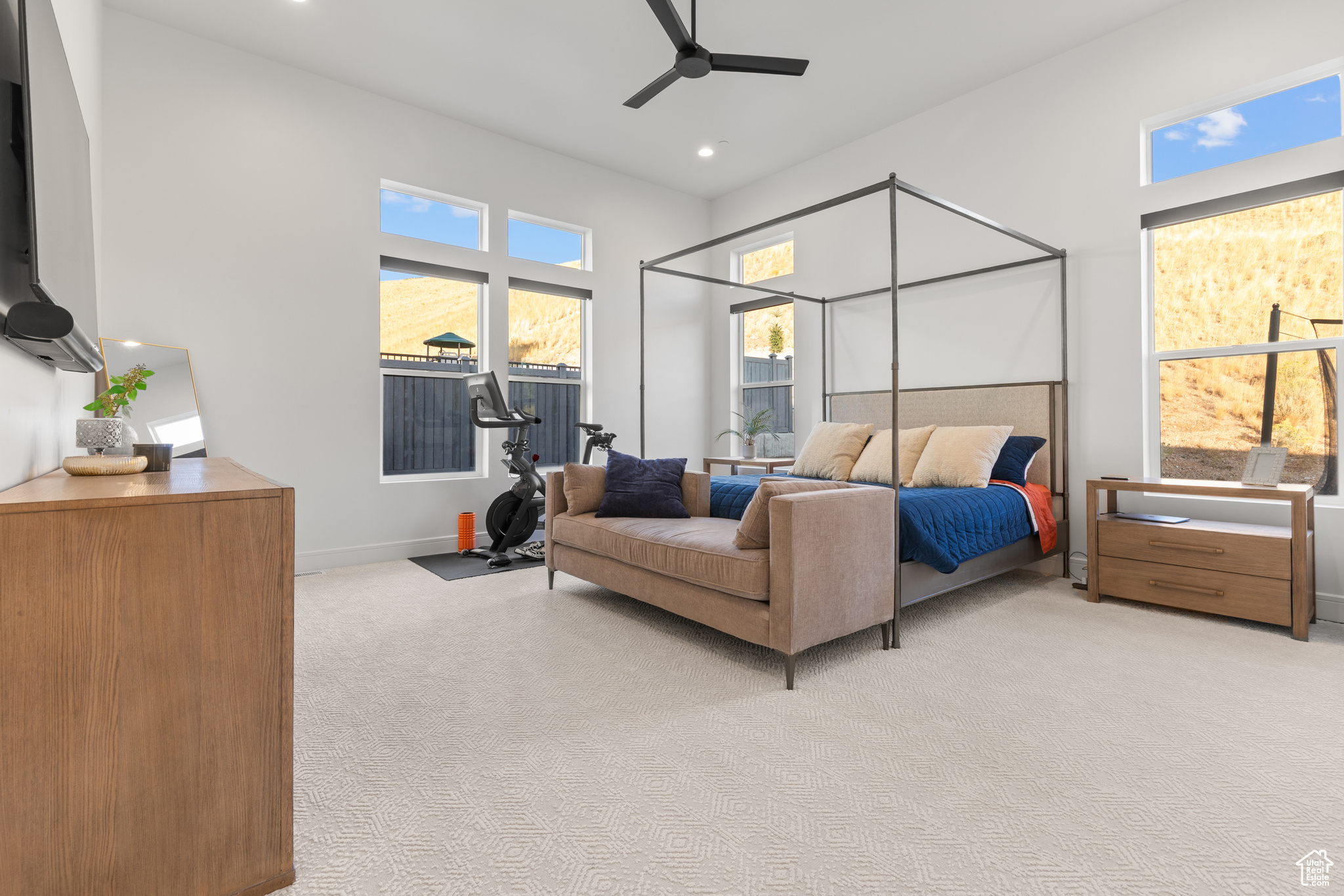CANYON POINT - Residential