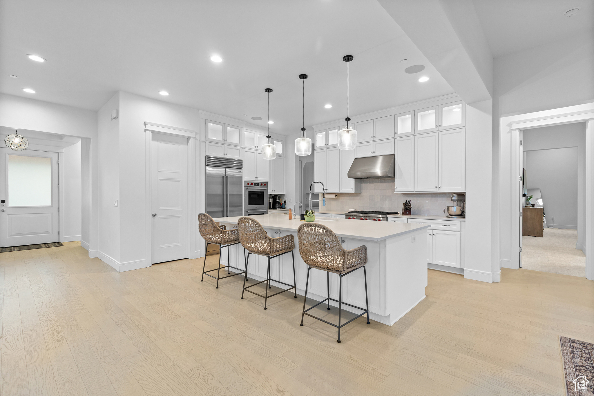 CANYON POINT - Residential