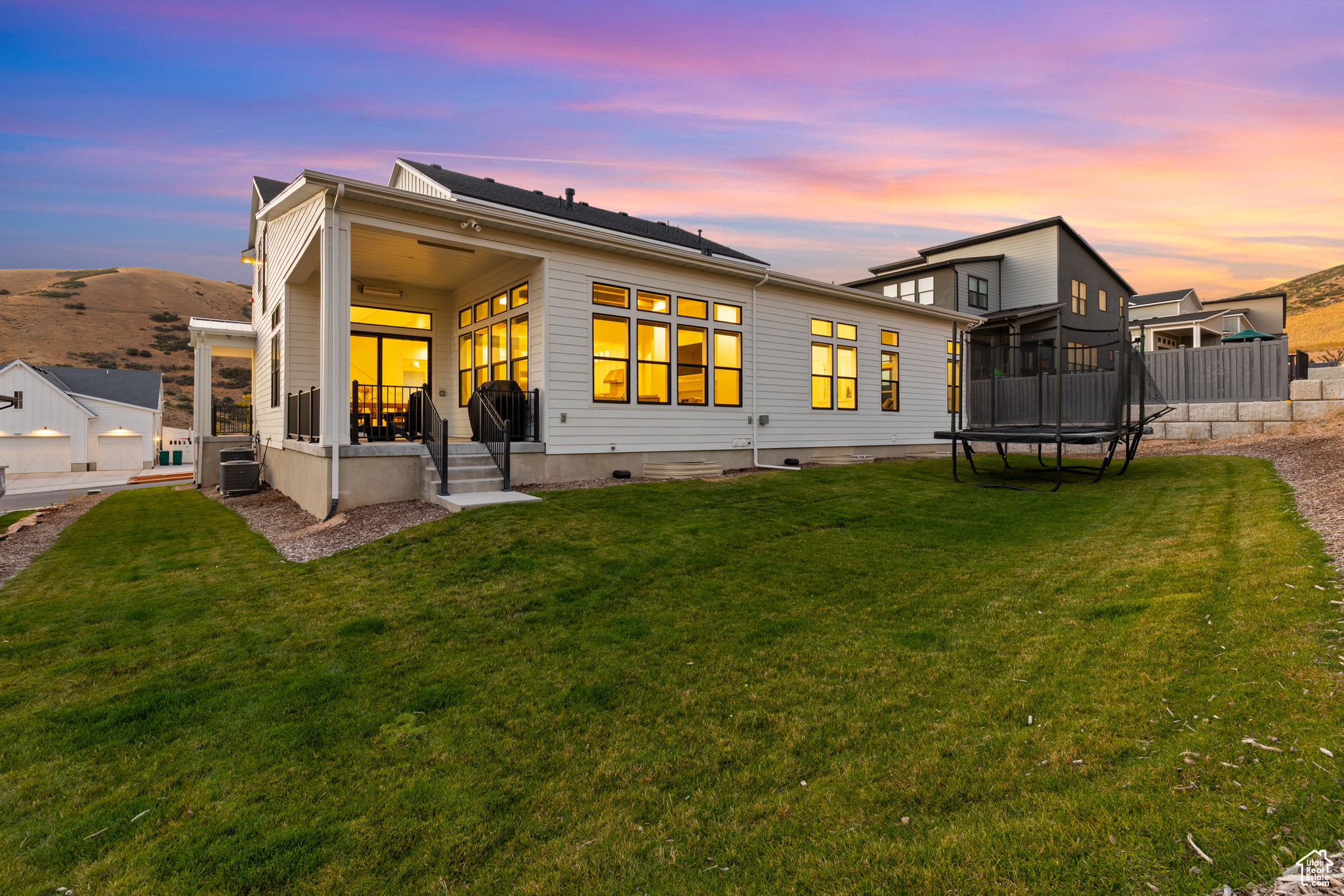 CANYON POINT - Residential
