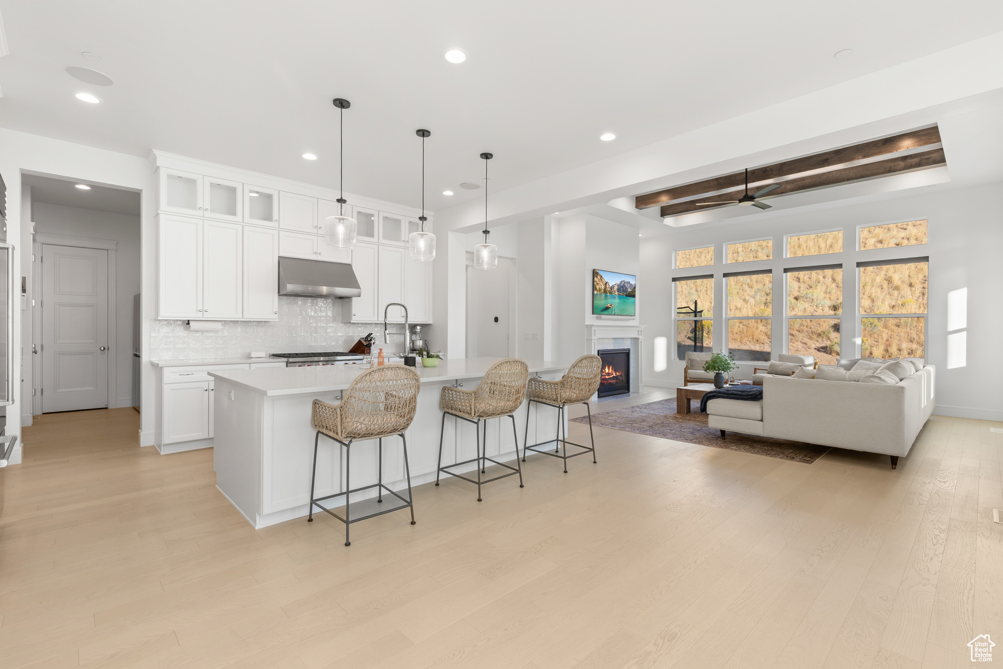 CANYON POINT - Residential