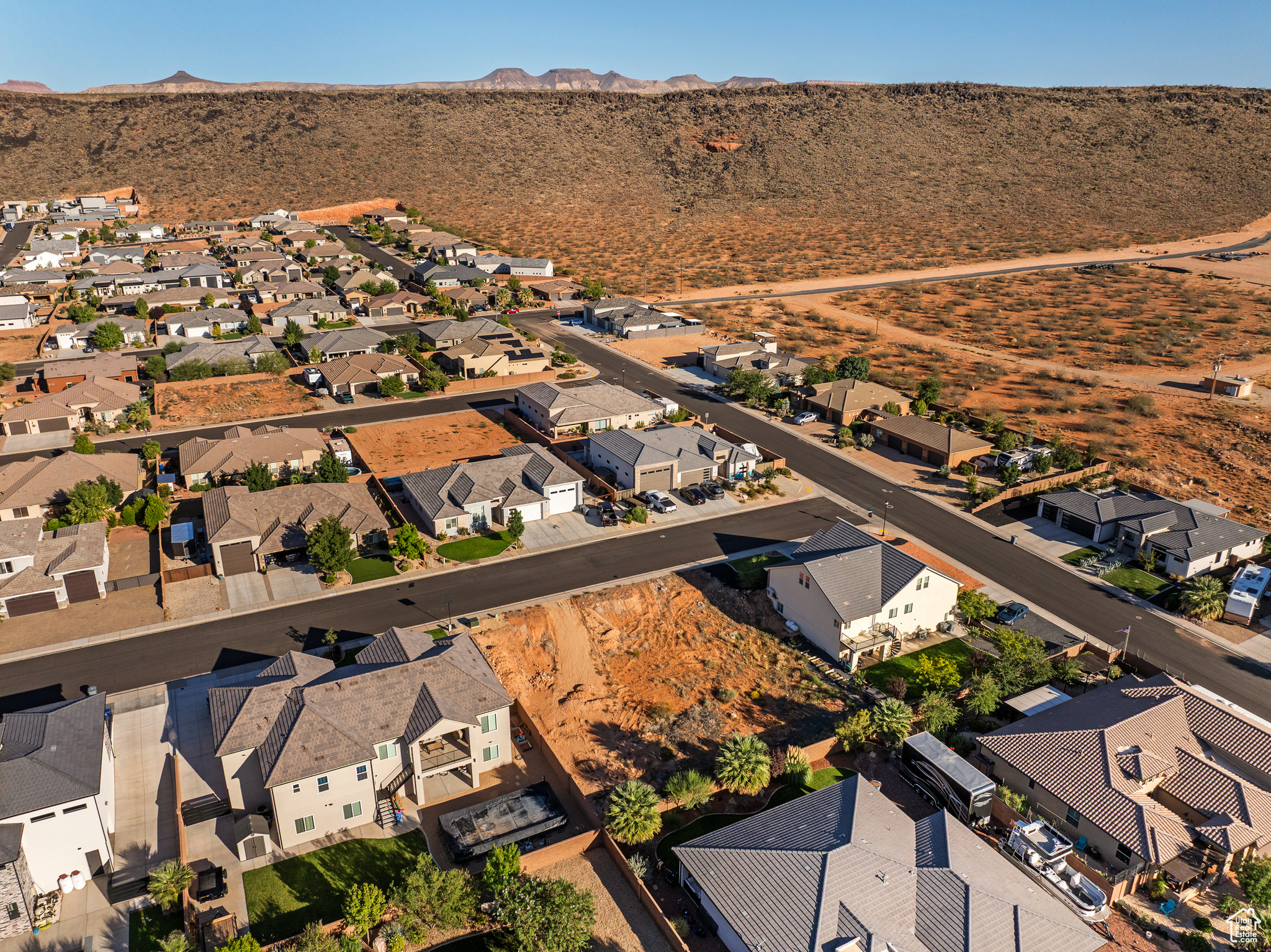 DIXIE SPRINGS - Land