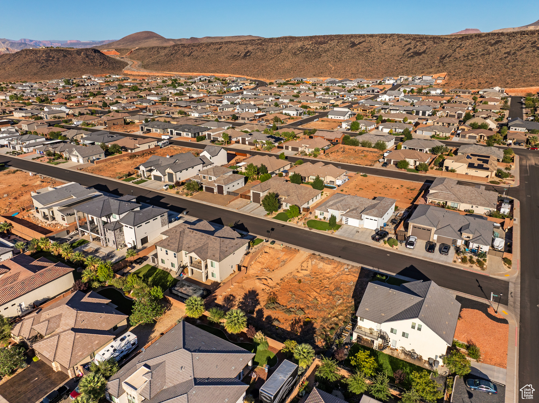 DIXIE SPRINGS - Land