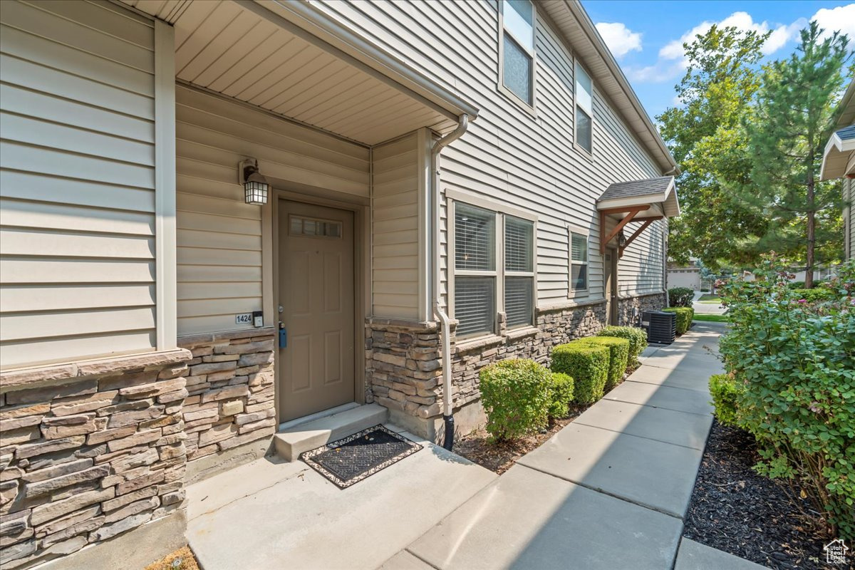 STONEGATE TOWNHOMES AMD - Residential