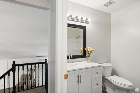 Tiny photo for 1370 E 5150 S, South Ogden, UT 84403 (MLS # 2118078)