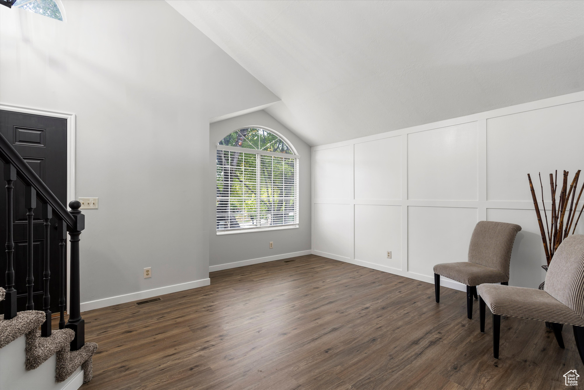 SUNNYSIDE MANOR - Residential