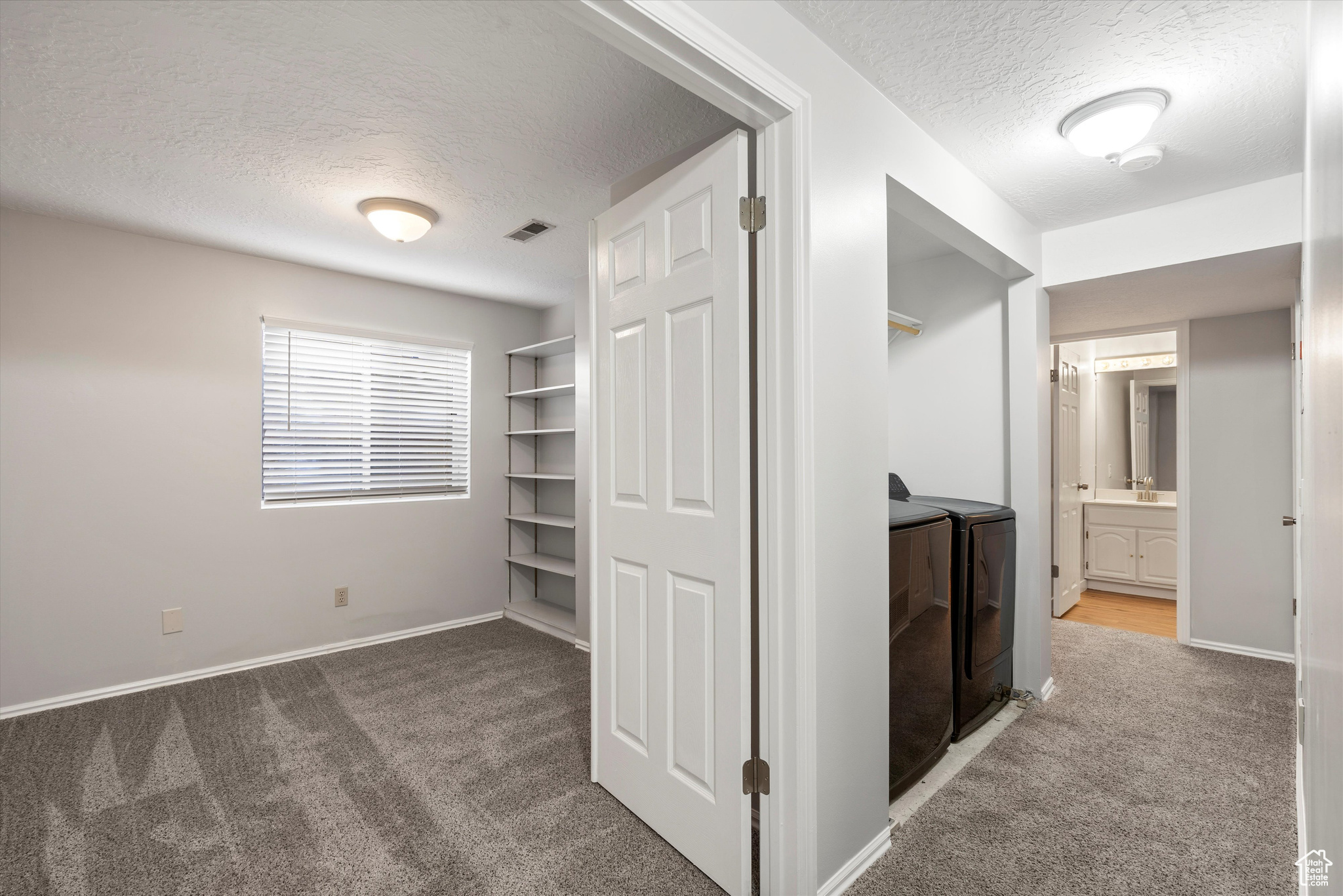 SUNNYSIDE MANOR - Residential