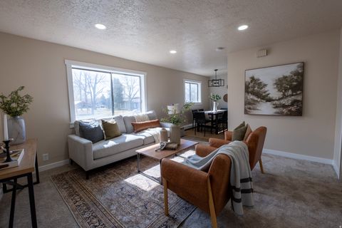 Photo of 647 E SWENSON AVE S #3, Springville, UT 84663 (MLS # 2143021)