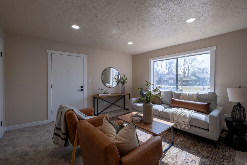 Photo of 647 E SWENSON AVE S #3, Springville, UT 84663 (MLS # 2143021)