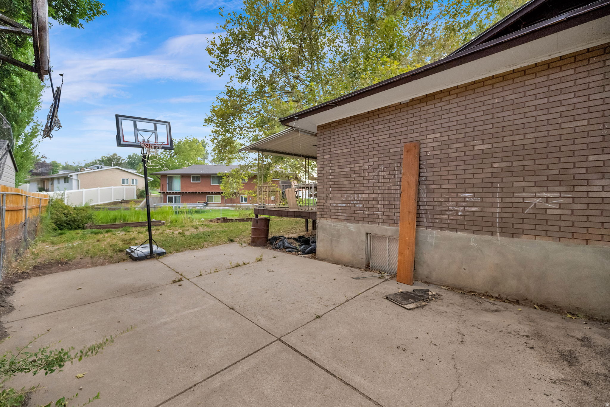 SOUTH HEIGHTS - Residential