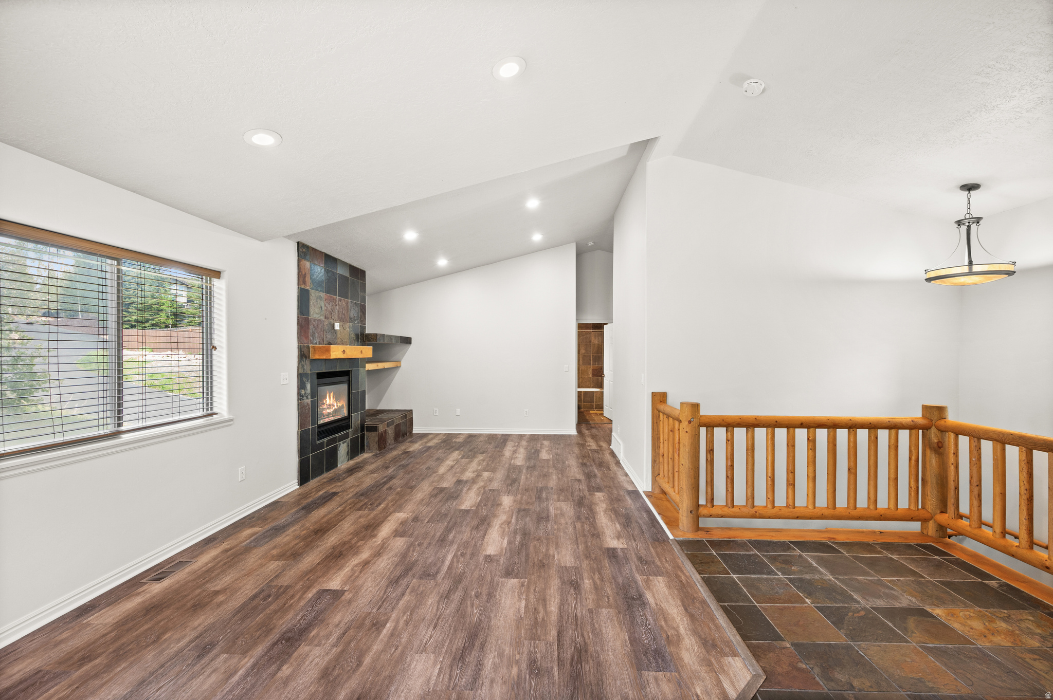 SOUTH RIDGE - Residential