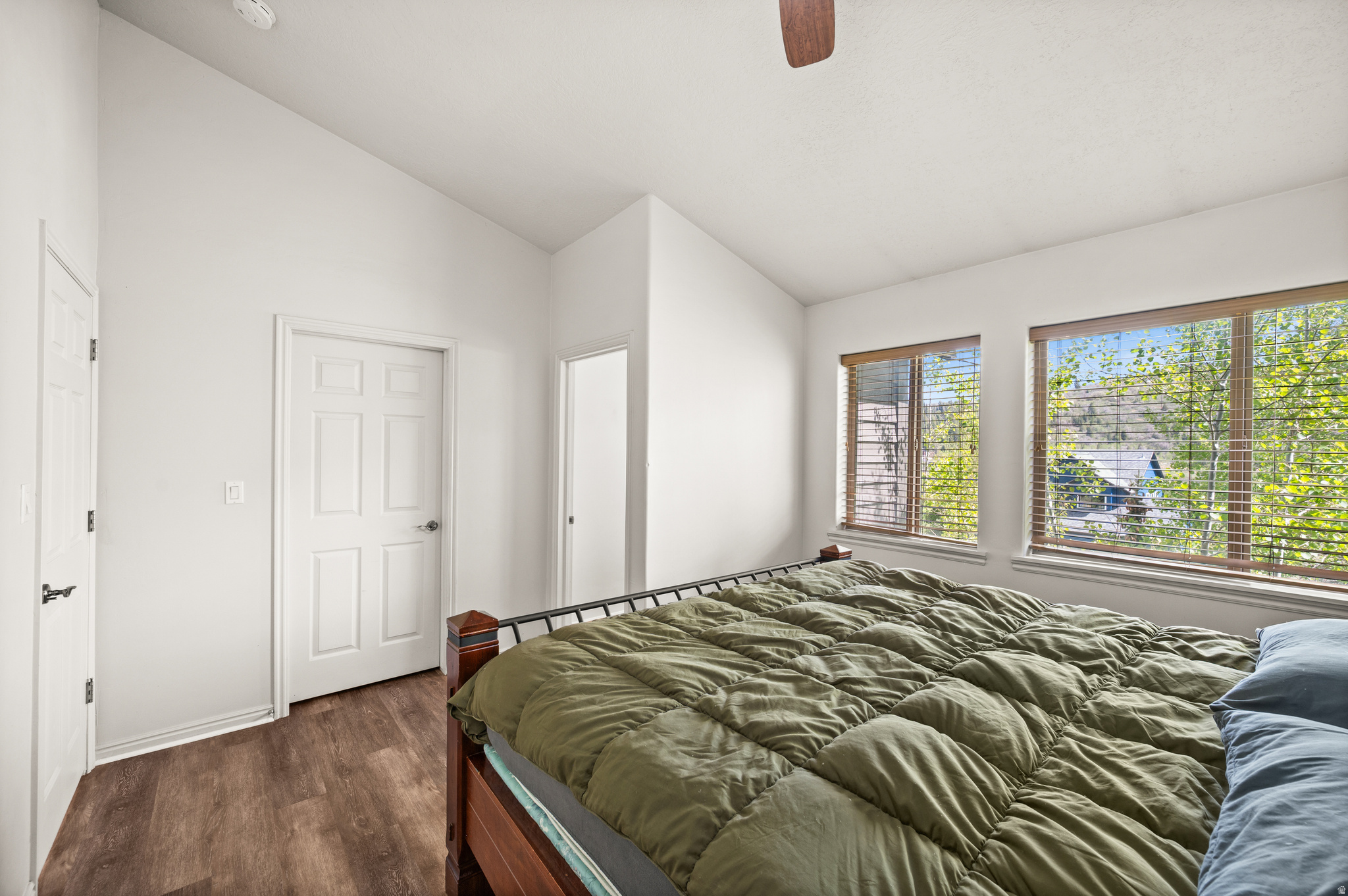SOUTH RIDGE - Residential