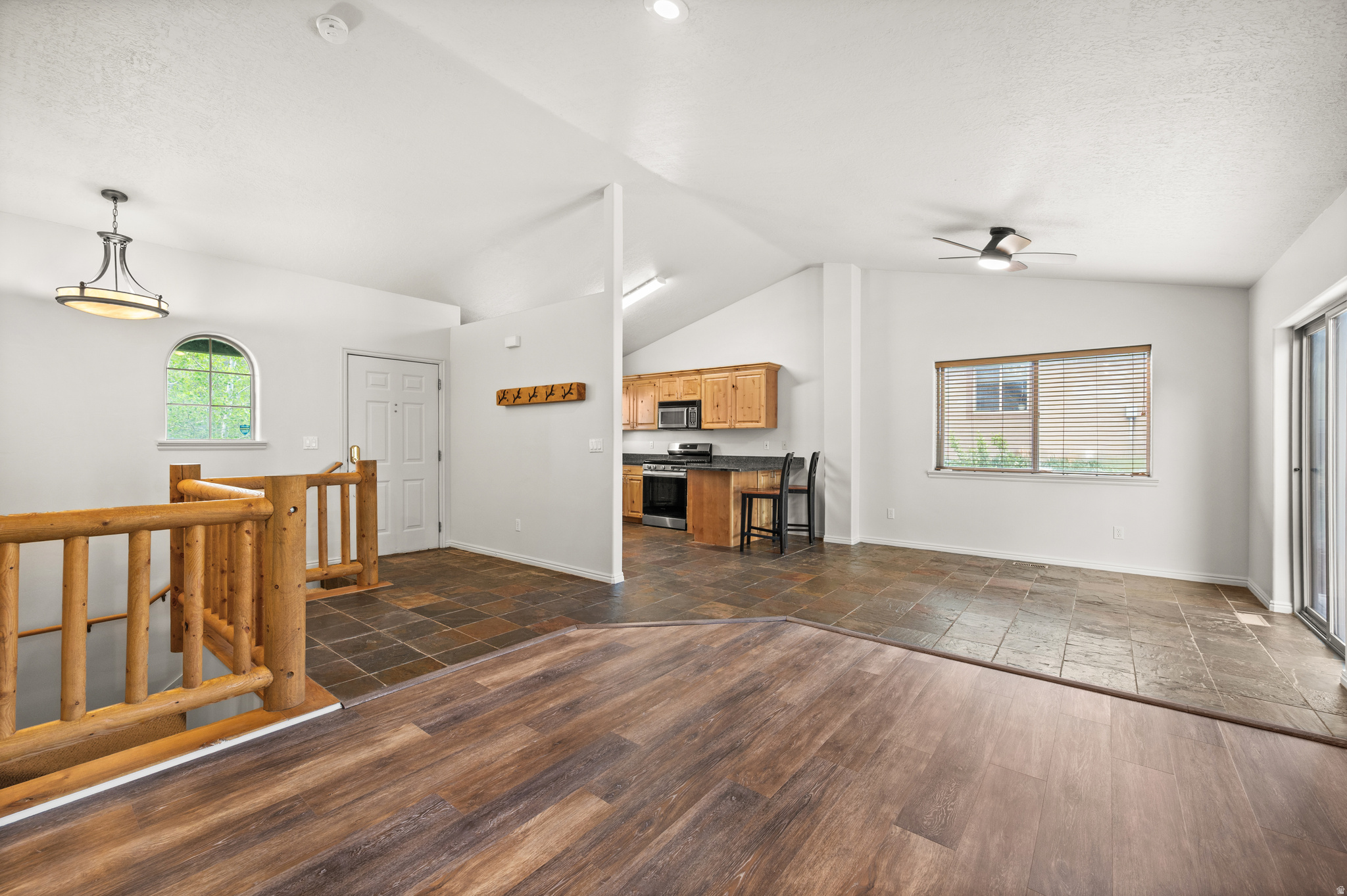 SOUTH RIDGE - Residential