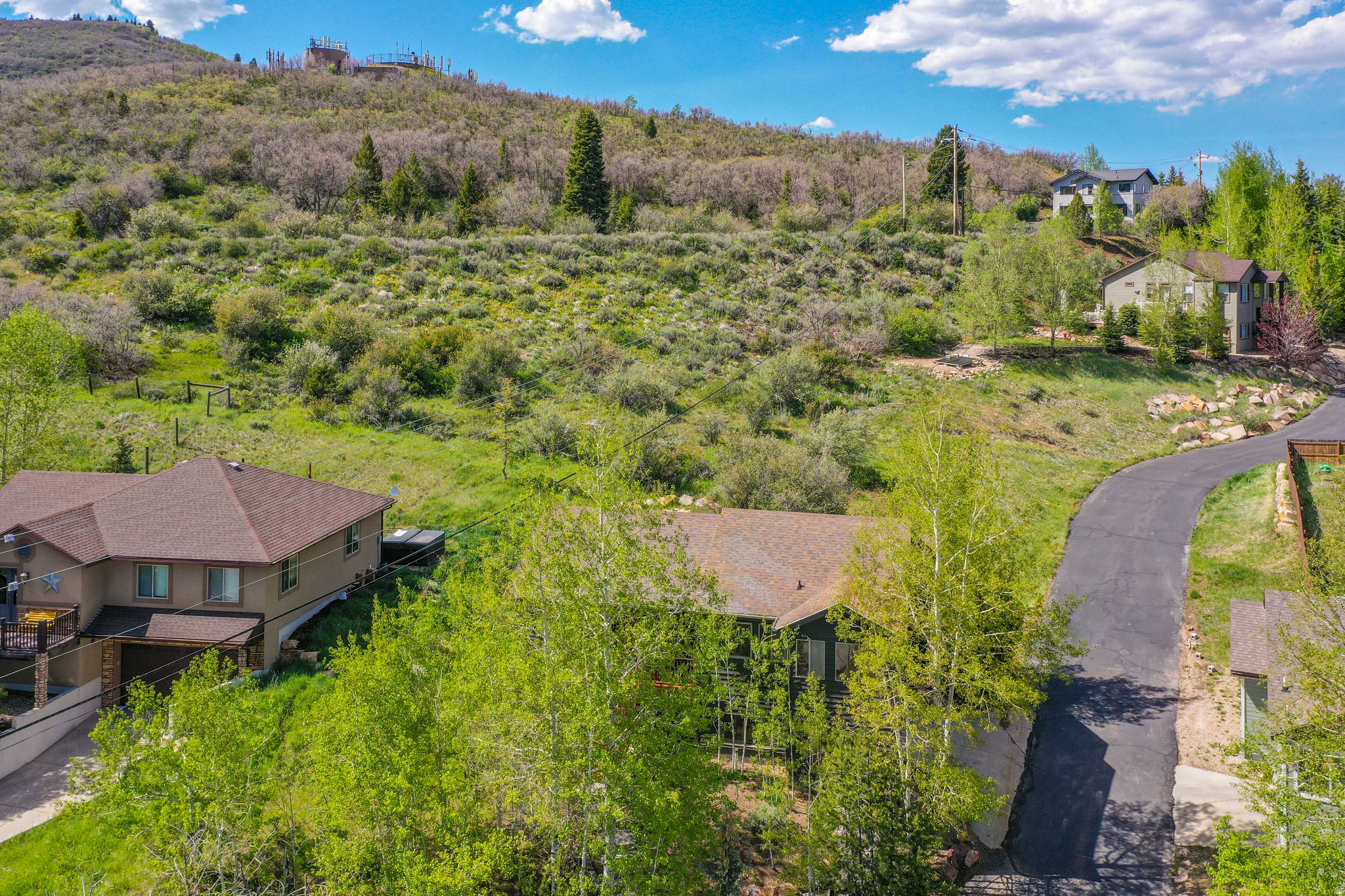 SOUTH RIDGE - Residential