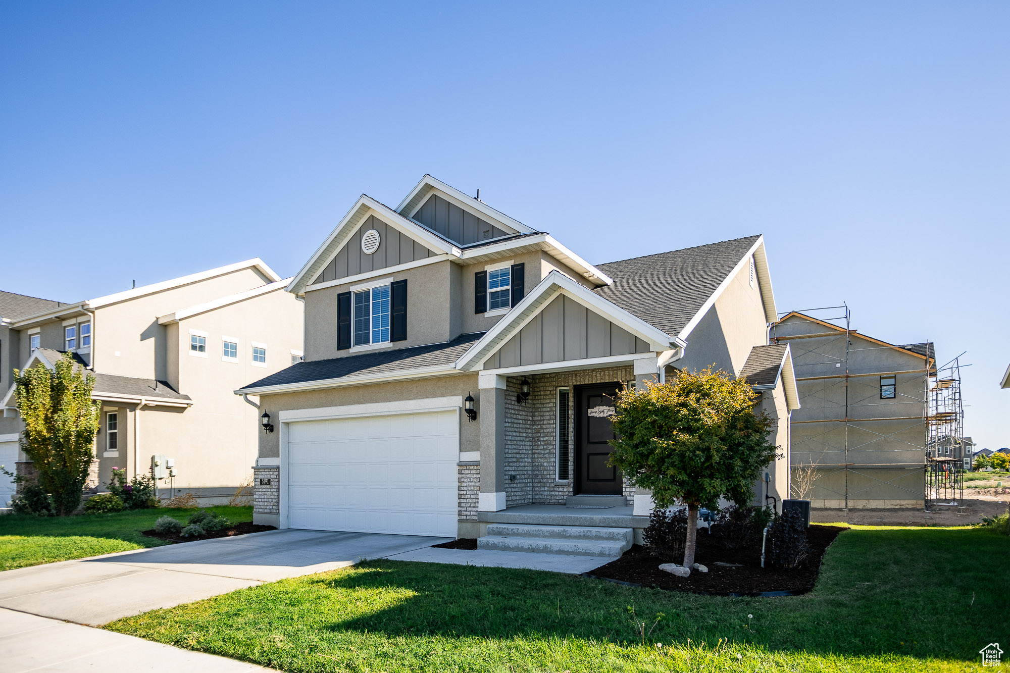 BROADVIEW SHORES - Residential