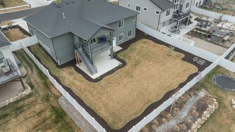 Tiny photo for 3638 S GARIBALDI WAY, Saratoga Springs, UT 84045 (MLS # 2147419)