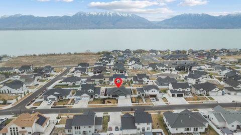 Tiny photo for 3638 S GARIBALDI WAY, Saratoga Springs, UT 84045 (MLS # 2147419)