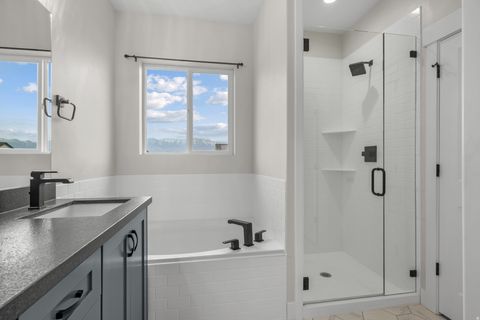 Tiny photo for 3638 S GARIBALDI WAY, Saratoga Springs, UT 84045 (MLS # 2147419)