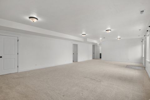 Tiny photo for 3638 S GARIBALDI WAY, Saratoga Springs, UT 84045 (MLS # 2147419)