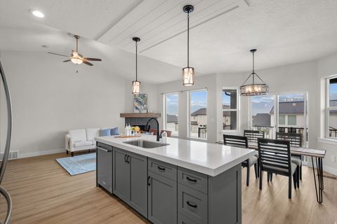 Tiny photo for 3638 S GARIBALDI WAY, Saratoga Springs, UT 84045 (MLS # 2147419)