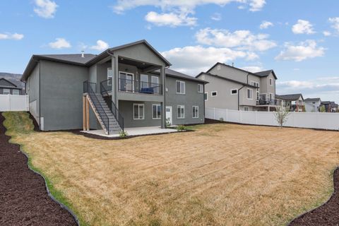 Tiny photo for 3638 S GARIBALDI WAY, Saratoga Springs, UT 84045 (MLS # 2147419)