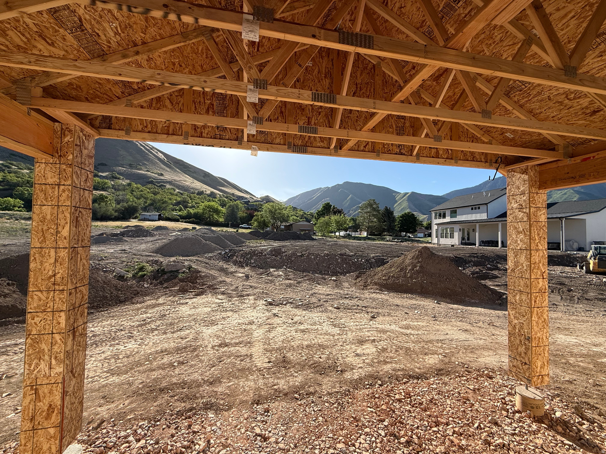 WHISPER HOLLOW - Residential