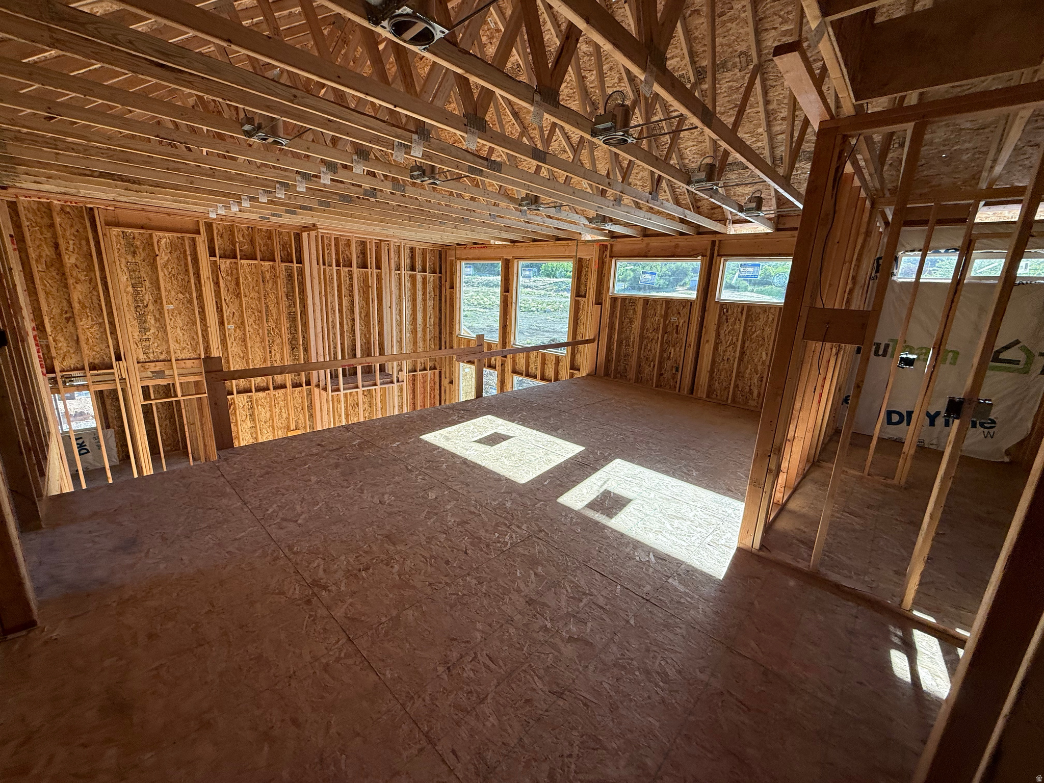 WHISPER HOLLOW - Residential