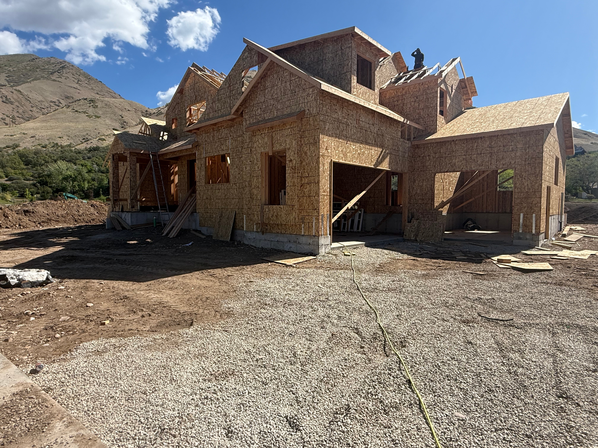 WHISPER HOLLOW - Residential