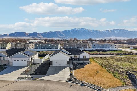 Tiny photo for 541 S 400 W, Tremonton, UT 84337 (MLS # 2143222)