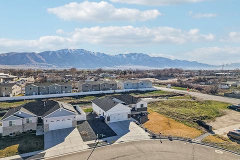 Tiny photo for 541 S 400 W, Tremonton, UT 84337 (MLS # 2143222)