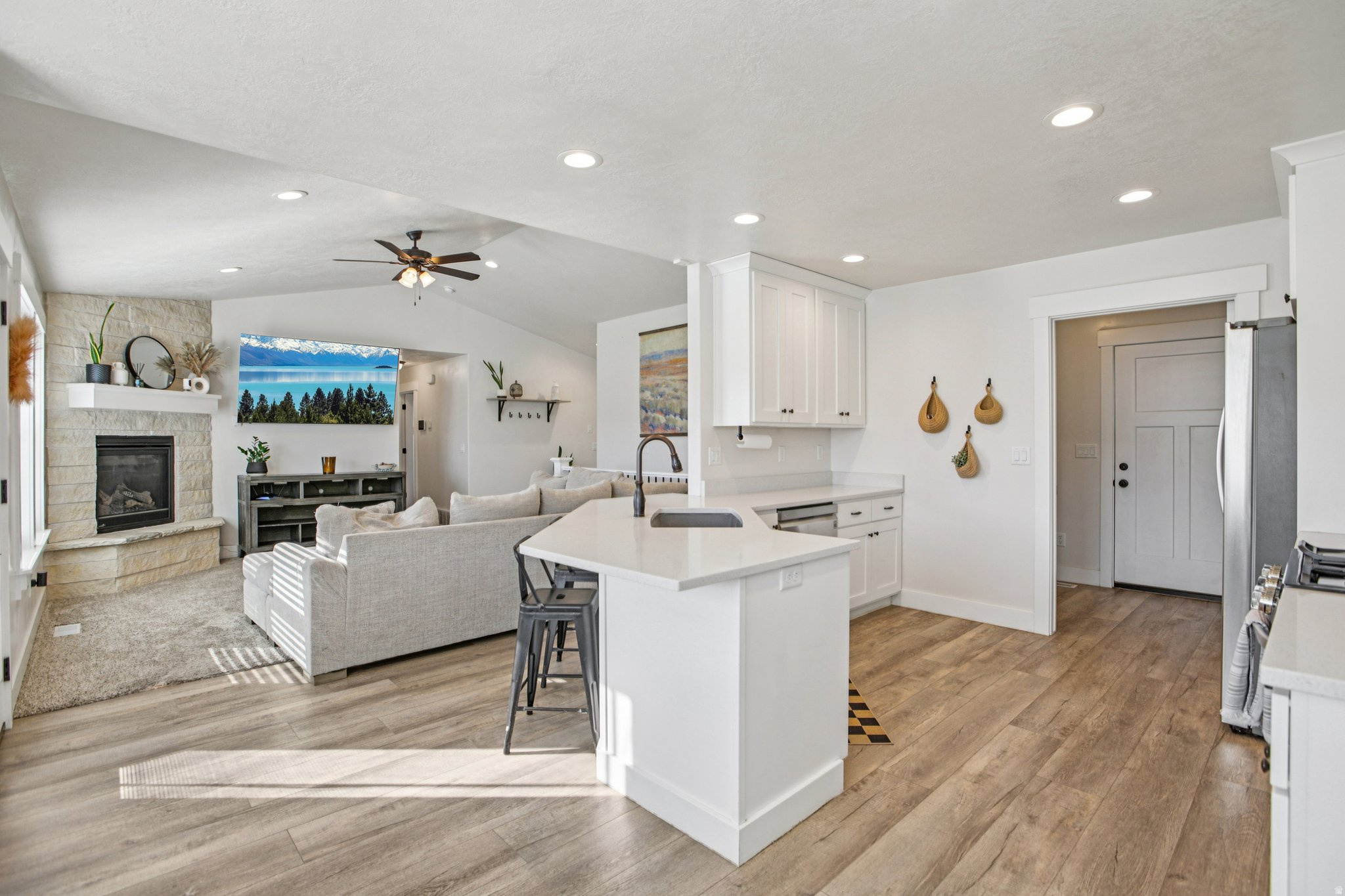 CHADAZ ESTATES - Residential