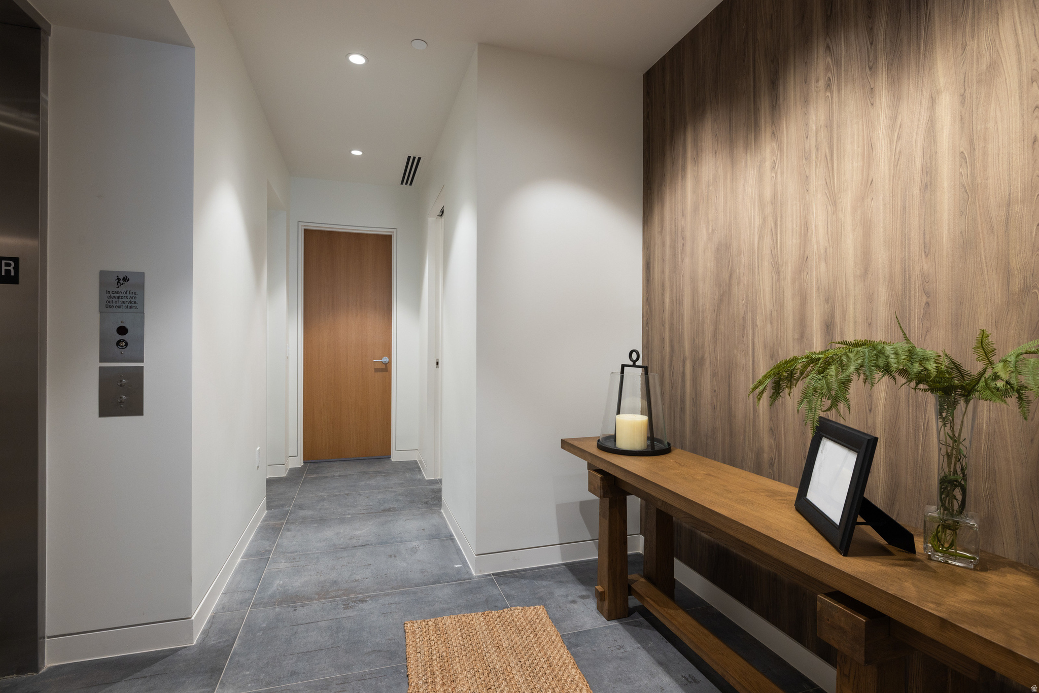 FOUNDERS PLACE - Residential