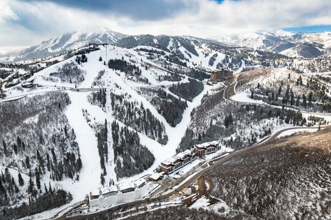 Tiny photo for 3267 W DEER HOLLOW RD #2402, Park City, UT 84060 (MLS # 2125610)